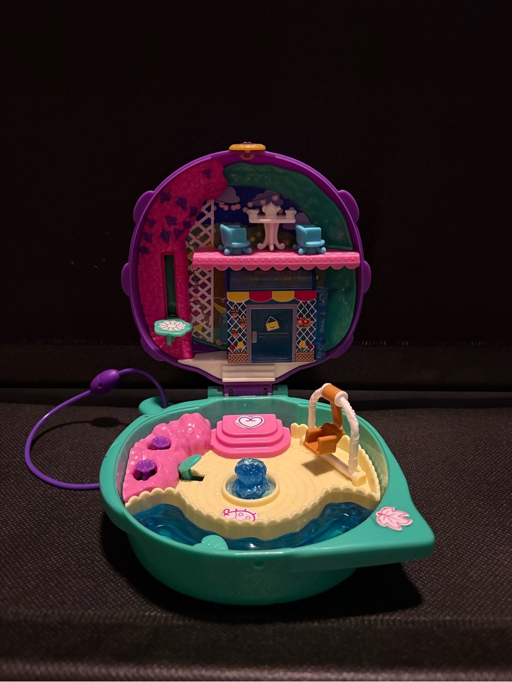 Polly Pocket Lil Lady Bug Garden Compact Playset